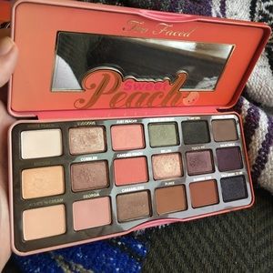 Too Faced Sweet Peach Palette